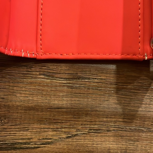 Kate Spade iPhone 5/5s Wristlet - Picture 8 of 8